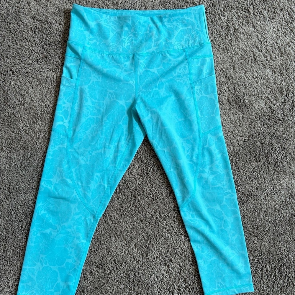 Zyia active aqua paradise light n tight capri size 8-10